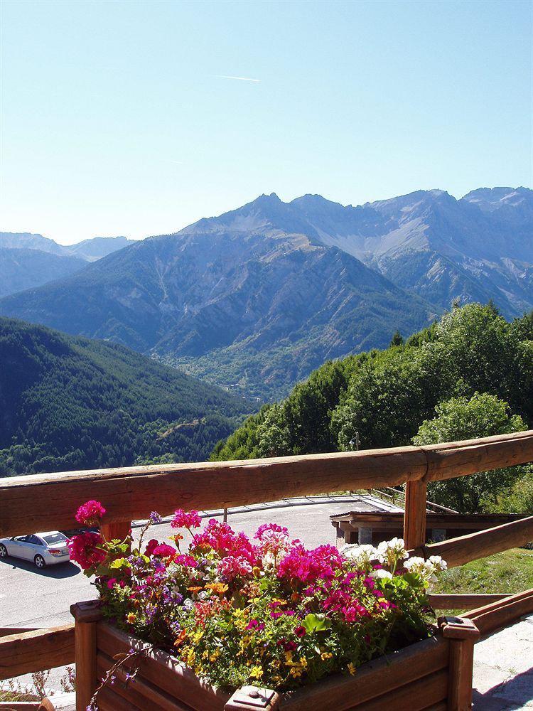 Residence Cianfuran Bardonecchia Bagian luar foto